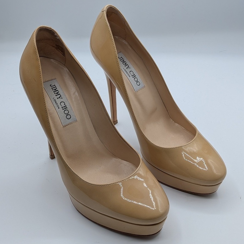 Jimmy Choo 38.5 / 8 $895 Victoria Nude Patent Leather Platform Pumps Heels Italy